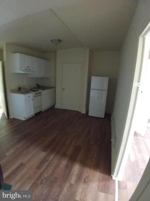 property at 2223 N Hancock St