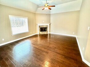 5255 Brookwater Ln in Memphis, TN - Building Photo - Building Photo