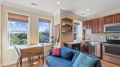 539 Florida Ave NW in Washington, DC - Building Photo - Building Photo