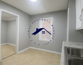 11081 Lakepointe St in Detroit, MI - Building Photo - Building Photo