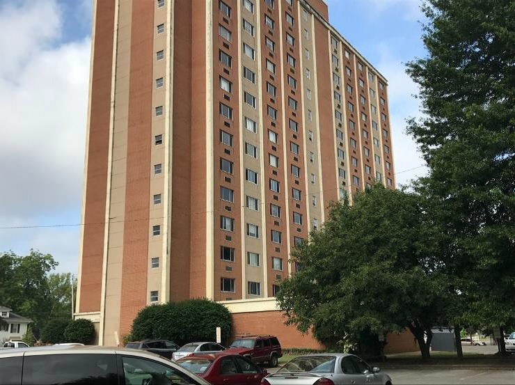 Tower 7 in Gadsden, AL - Building Photo