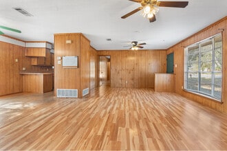 519 Tolson Ave in Van Alstyne, TX - Building Photo - Building Photo