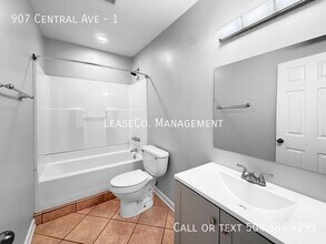 907 Central Ave in Gretna, LA - Building Photo - Building Photo