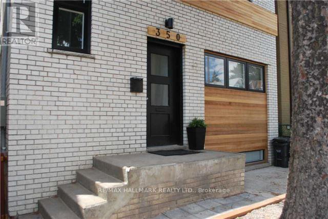 350 Jones Ave in Toronto, ON - Building Photo - Building Photo