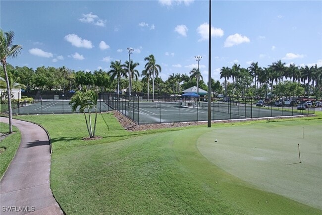 4740 Stratford Ct in Naples, FL - Building Photo - Building Photo