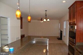 12699 Lakeside Ct in Woodbridge, VA - Building Photo - Building Photo