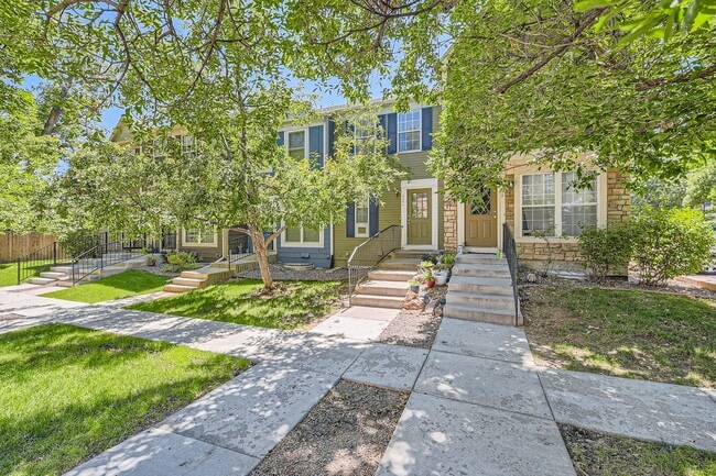 8256 S Fillmore Way in Centennial, CO - Building Photo - Building Photo