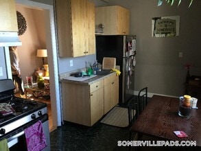 358 Broadway, Unit 5 in Somerville, MA - Building Photo - Building Photo