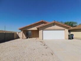 4492 S Agave Ave in Yuma, AZ - Building Photo