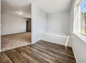 7811 SW 171st Pl in Beaverton, OR - Building Photo - Building Photo