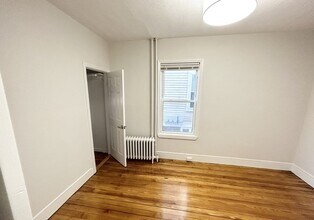 151 E Cottage St in Boston, MA - Building Photo - Building Photo