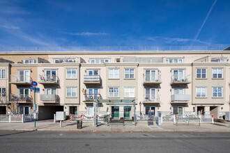 Ocean Colony at Rockaway Park in Rockaway Park, NY - Building Photo - Building Photo