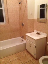 46 Park Vale Ave, Unit 9 in Boston, MA - Foto de edificio - Building Photo