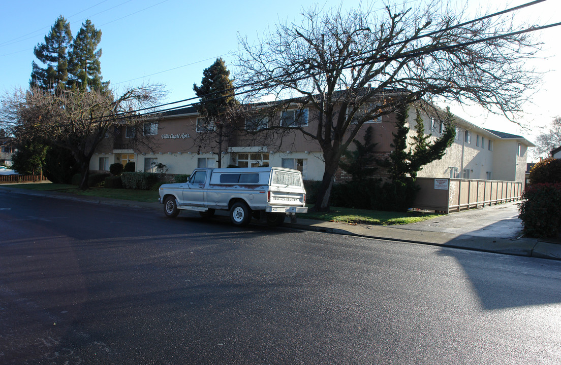 Villa Capri in Mountain View, CA - Building Photo