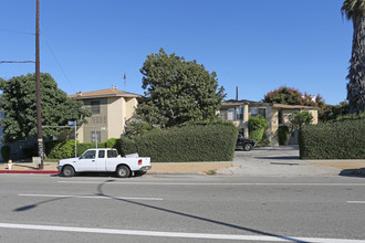 11598 Gateway Blvd in Los Angeles, CA - Building Photo - Building Photo