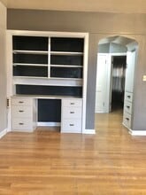 110 N Vine St in Port Angeles, WA - Foto de edificio - Building Photo