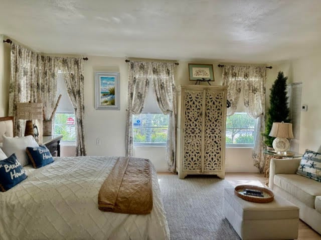 15 N Ocean Breeze