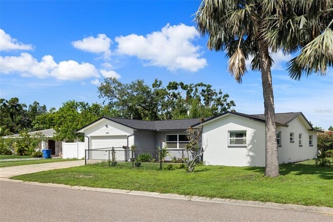 3790 60th St N in St. Petersburg, FL - Building Photo - Building Photo