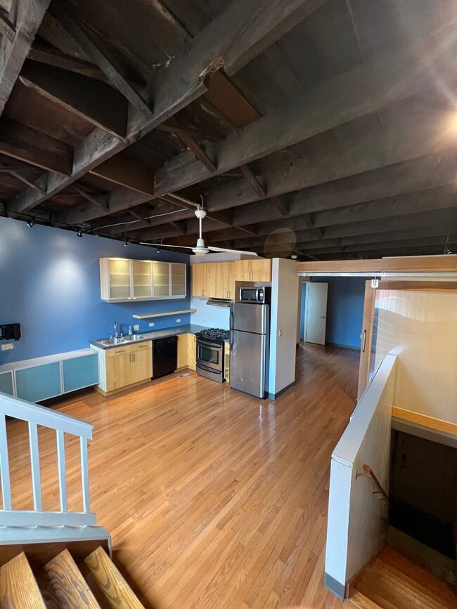 2109 Larkins Way, Unit Loft
