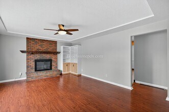 4921 SE 76th Ave in Portland, OR - Building Photo - Building Photo