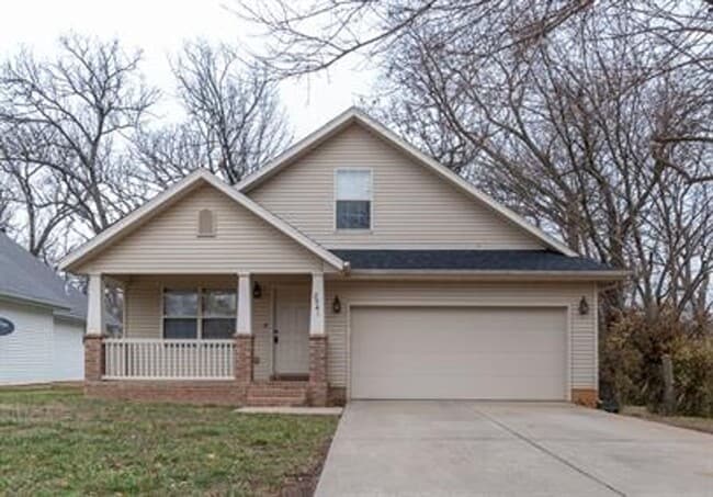 property at 2541 E Madison St