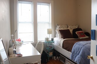 12 Pleasant St-Unit -Apt 3 in Cambridge, MA - Building Photo - Building Photo