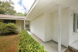62 Meigs Dr in Shalimar, FL - Building Photo - Building Photo