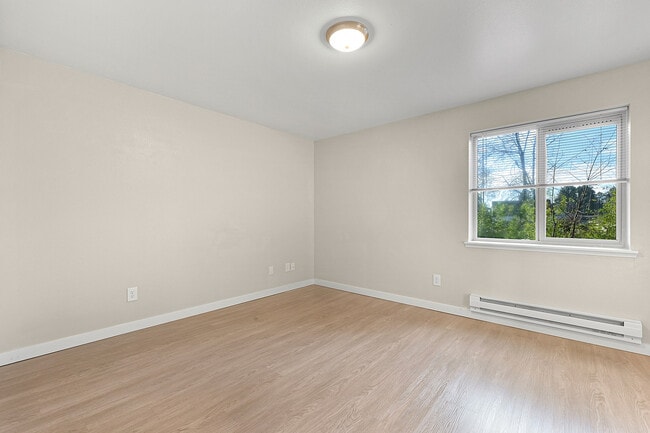 Forest Park in Bellingham, WA - Foto de edificio - Building Photo