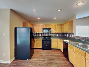 829 Stonehenge Way in Brownsburg, IN - Foto de edificio - Building Photo