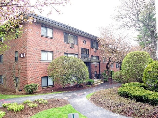 property at 1323 Worcester Rd