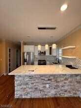 90 Seaview Ave in Jersey City, NJ - Building Photo - Building Photo