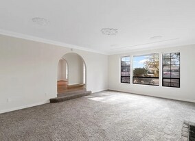 14000 Iroquois Rd in Apple Valley, CA - Building Photo