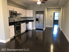 2127 St Paul St in Baltimore, MD - Building Photo - Building Photo