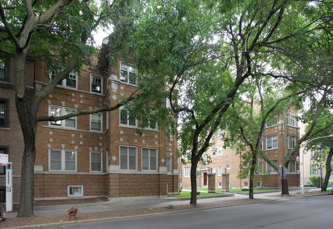 Ivy Promenade in Chicago, IL - Foto de edificio - Building Photo