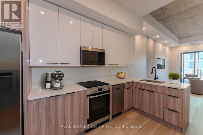 169 James St S in Hamilton, ON - Building Photo - Building Photo
