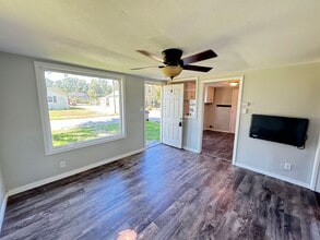 1028 Church Ct in Elkhart, IN - Building Photo - Building Photo