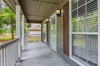 300 Davis Rd in Richmond Hill, GA - Building Photo - Building Photo