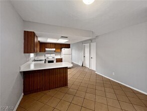 17586 Cypress Point Rd in Ft. Myers, FL - Building Photo - Building Photo