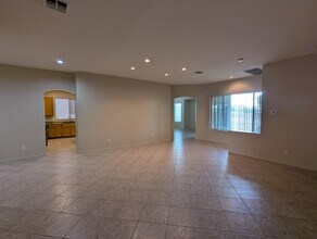 10479 E Superstition Range Rd in Gold Canyon, AZ - Foto de edificio - Building Photo