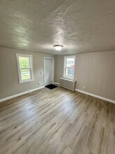 534 Edgewood Ave in West Mifflin, PA - Building Photo - Building Photo