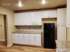 3211 37th St in Lubbock, TX - Building Photo - Building Photo