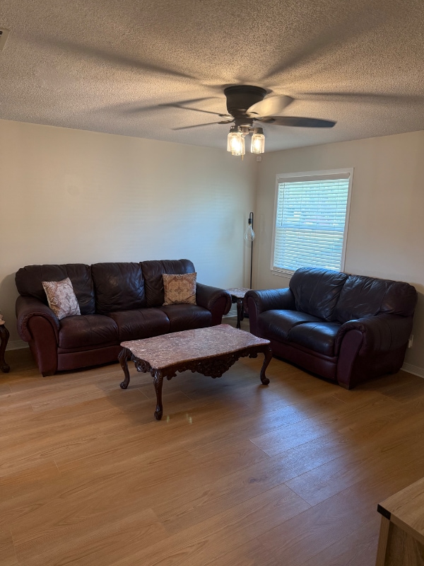 3364 Green Briar Cir
