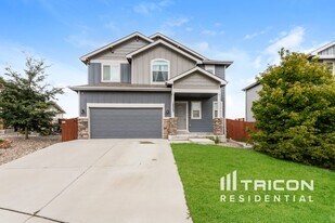 10065 Morning Vista Dr in Peyton, CO - Building Photo