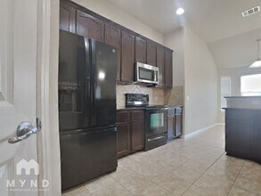 18729 Leigh Ln in Pflugerville, TX - Building Photo - Building Photo