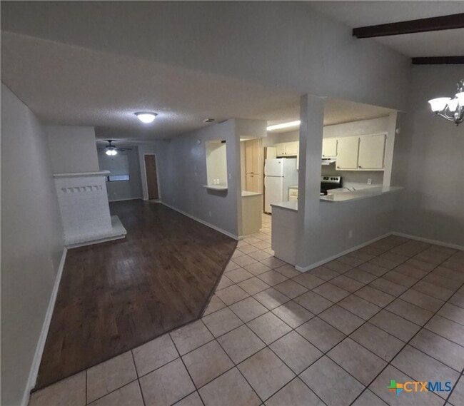 207 Palmwood Dr