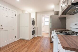 108 Byron St, Unit A in Boston, MA - Building Photo - Building Photo