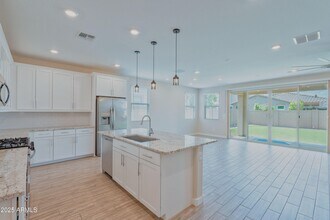 9807 E Research Ave in Mesa, AZ - Building Photo - Building Photo