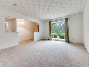 2936 Woodmere Dr in Dallas, TX - Building Photo - Building Photo