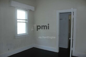 1657 E Main St in Decatur, IL - Building Photo - Building Photo