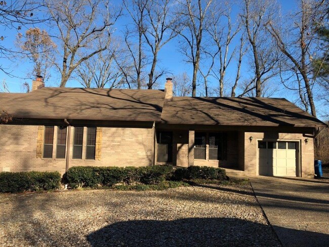 property at 2208 Oakwood Ave
